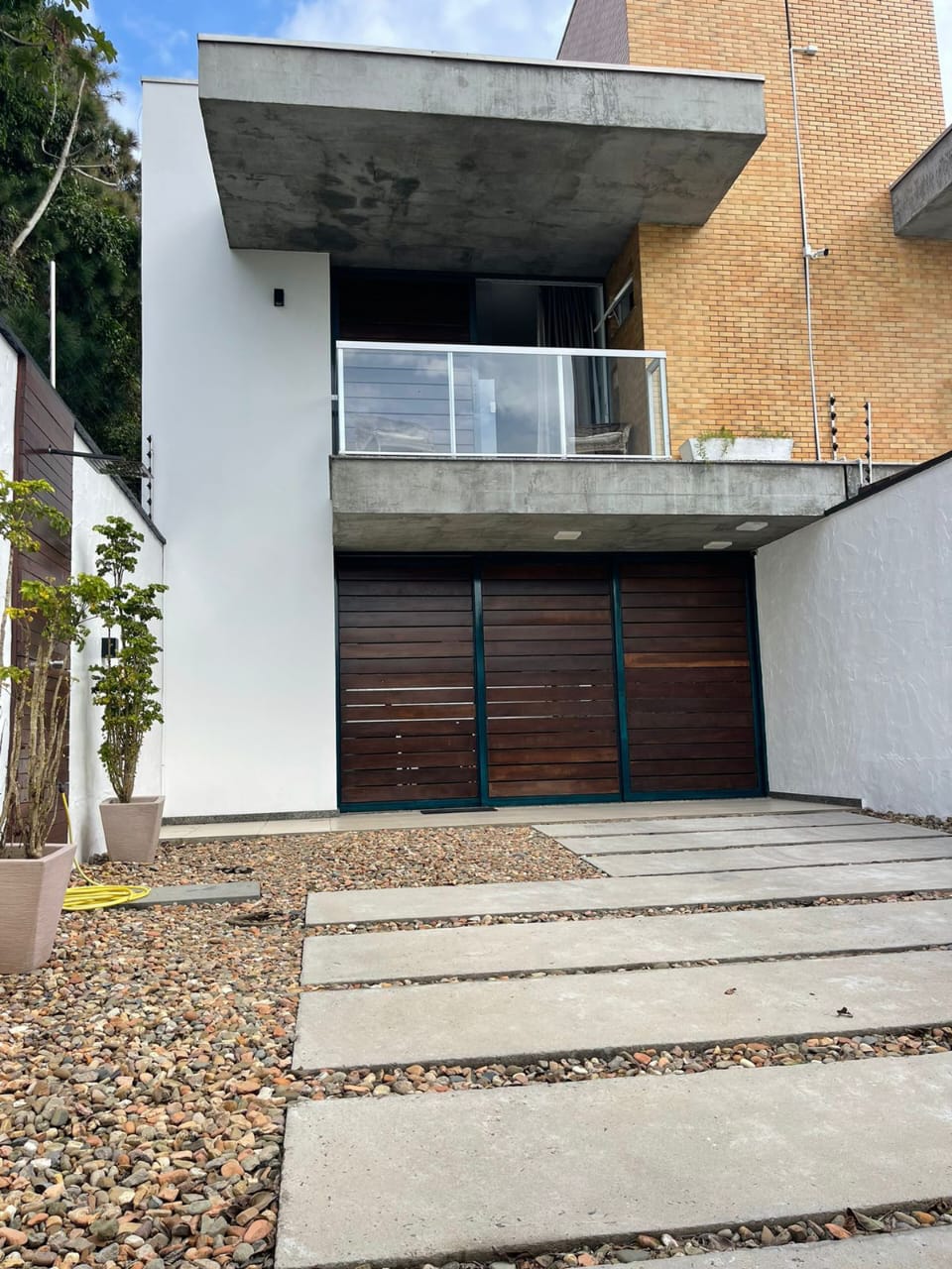 Fachada da Casa Arvoredo em Balneário Piçarras