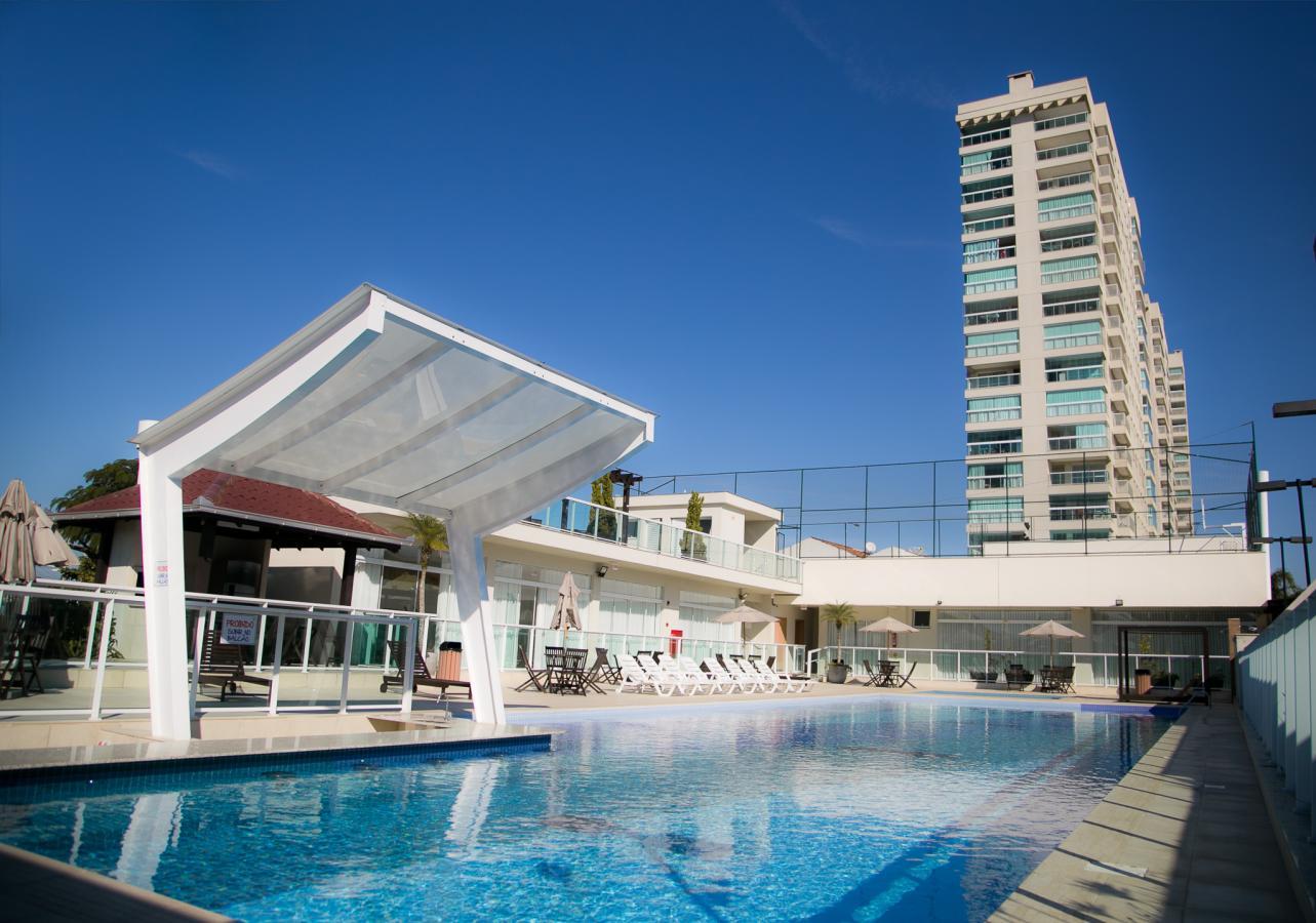 Fachada do Velutti Home Club em Penha